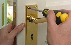 Father Son Locksmith Store Arlington, TX 817-357-4874 - emergency-locksmith-opening