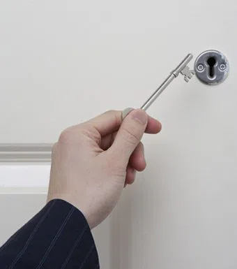 Father Son Locksmith Store Arlington, TX 817-357-4874 - key-making