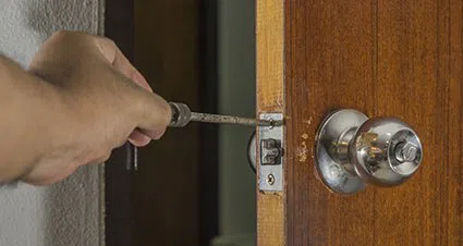 Father Son Locksmith Store Arlington, TX 817-357-4874 - nearest-locksmith-01